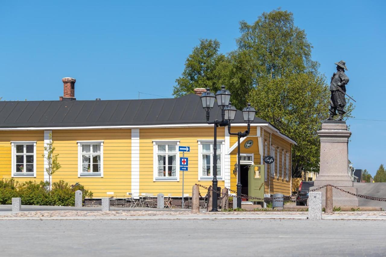 Boutique Hotel Langin Kauppahuone Raahe Extérieur photo